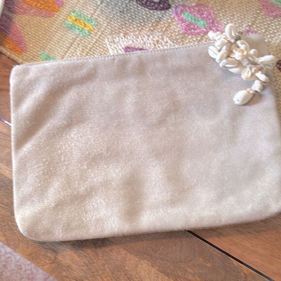 Zara RARE Clutch w Seashells and Beading-Ecru - Picture 9 of 10